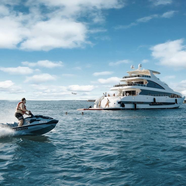 Marine leisure activities